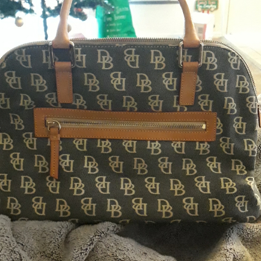 Purse - Picture 4 of 8